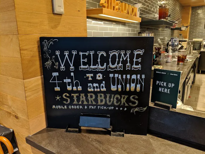 Starbucks Picture 10