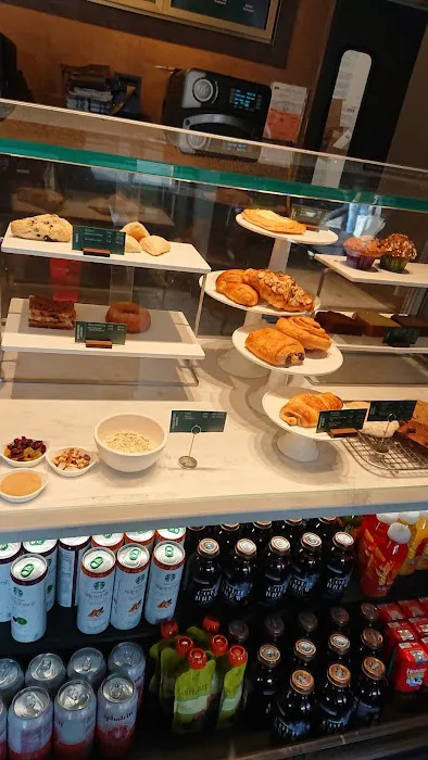 Starbucks Picture 5