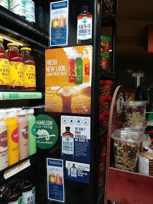 5th Avenue Market Picture 9