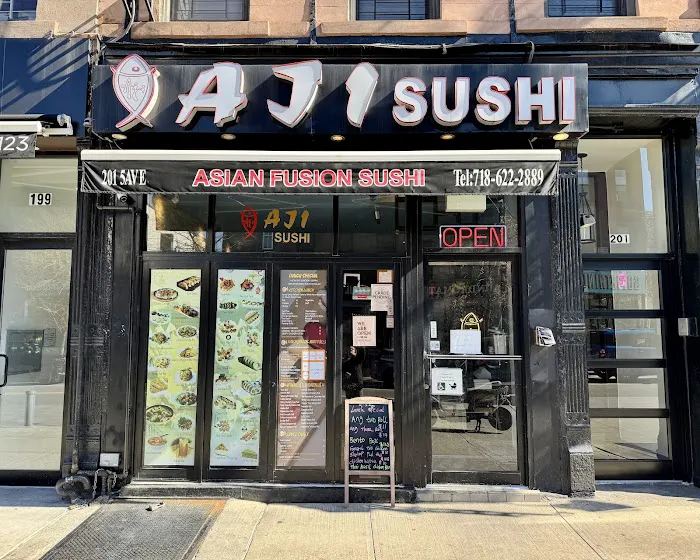 Aji Sushi $ Thai Picture 9