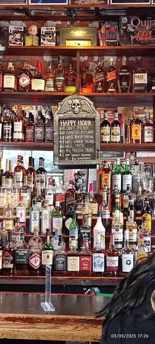 Lucky 13 Saloon Picture 7