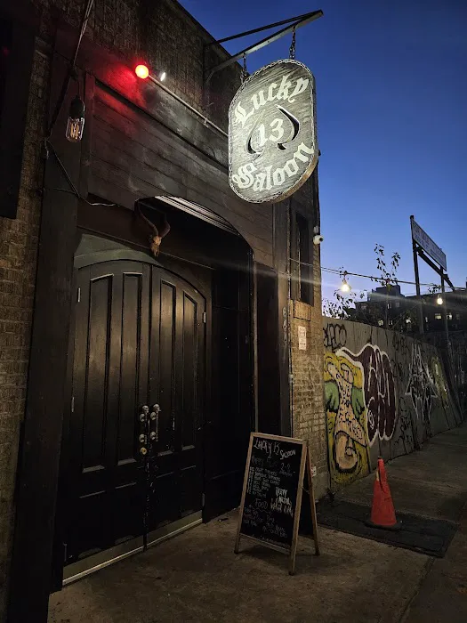 Lucky 13 Saloon Picture 5
