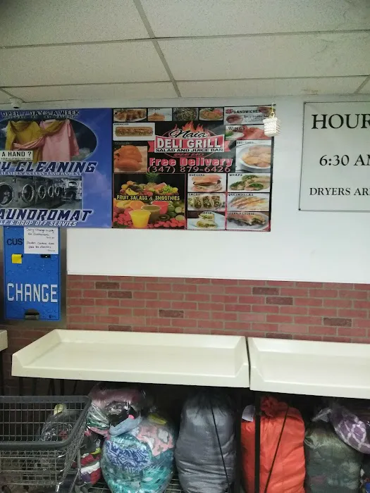 Naia Deli & Grill Picture 9