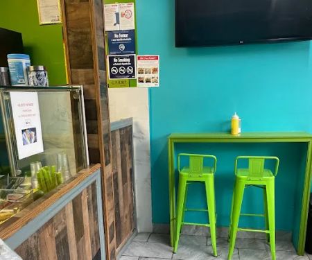Cris Juice Bar