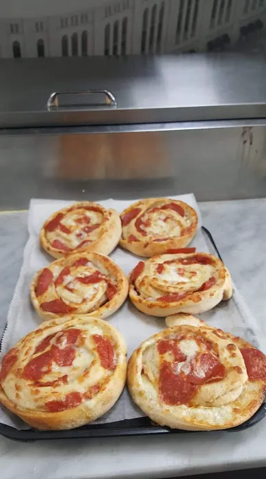 Salvatore's NY Pizza Picture 5