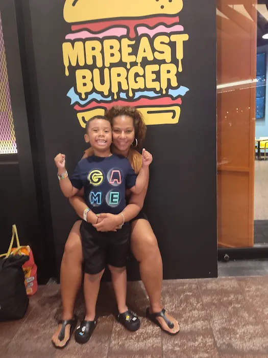 MrBeast Burger Picture 2