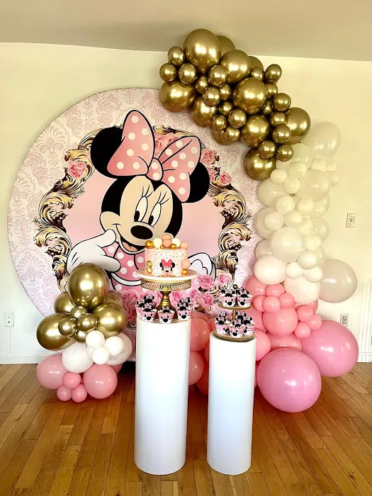 Lucy cake & Decorations Picture 3