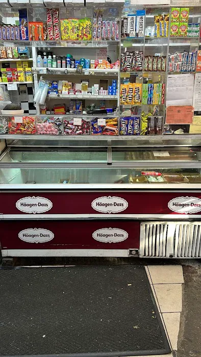 R & M 1 Deli Grocery Corp Picture 7