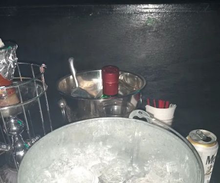El Chicanito Sports Bar