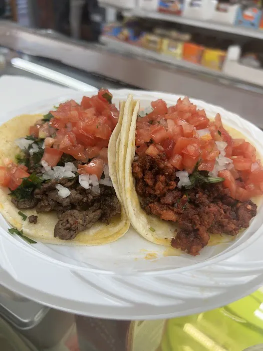 Sofi'Mv Tacos Picture 5