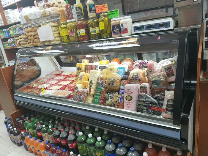 MOE Gourmet DELI Picture 1