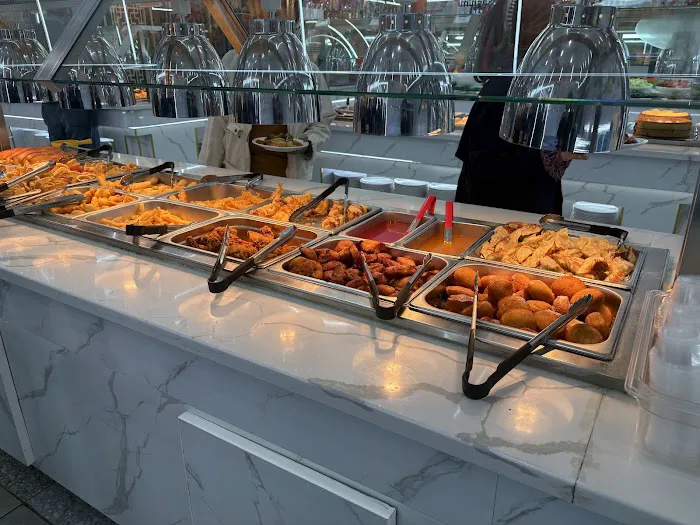 Umi Hotpot Sushi & Seafood Buffet Picture 7