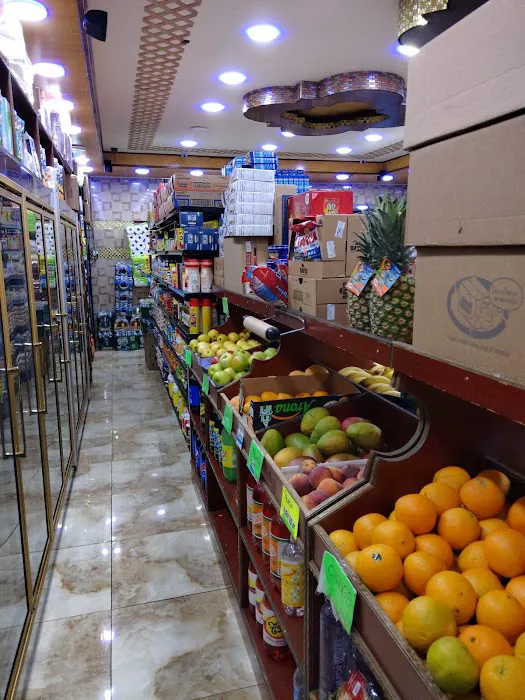 San Diego Deli Grocery Picture 8