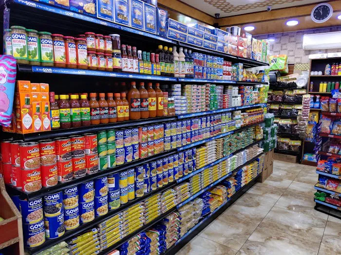 San Diego Deli Grocery Picture 4