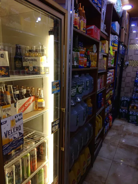 San Diego Deli Grocery Picture 3