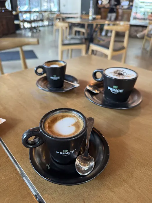 Prince Coffee House. Picture 4