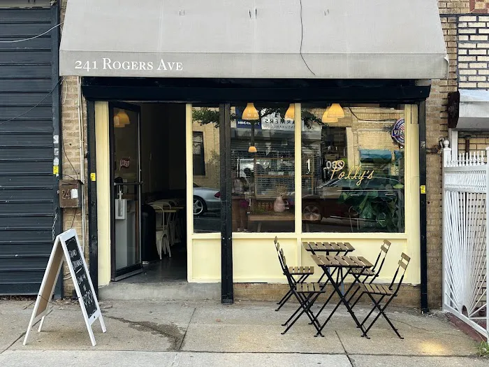 Polly's Cafe Picture 3
