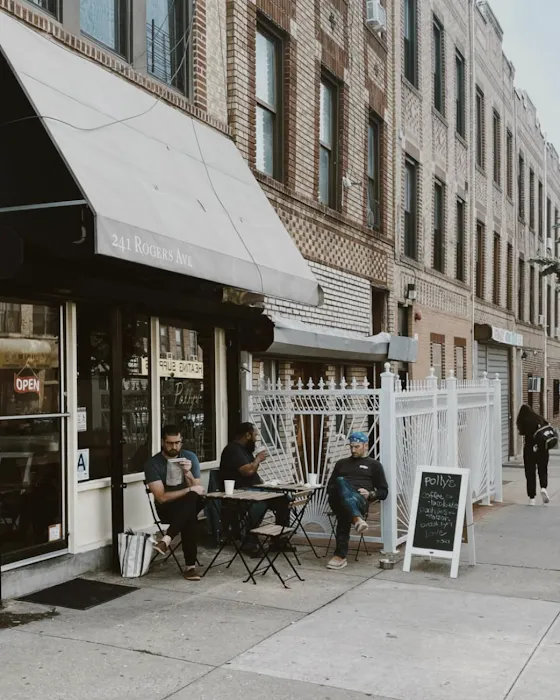 Polly's Cafe Picture 4