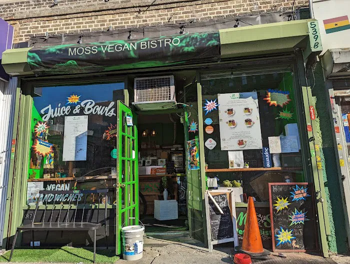 Moss Vegan Bistro Picture 9