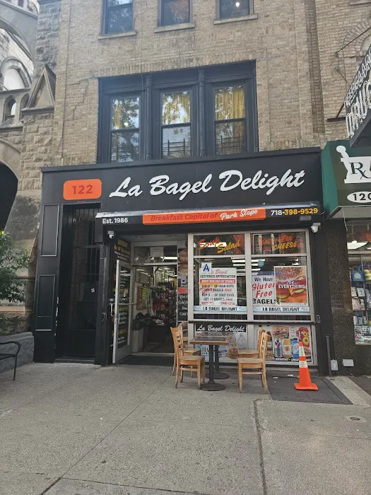 La Bagel Delight Picture 10