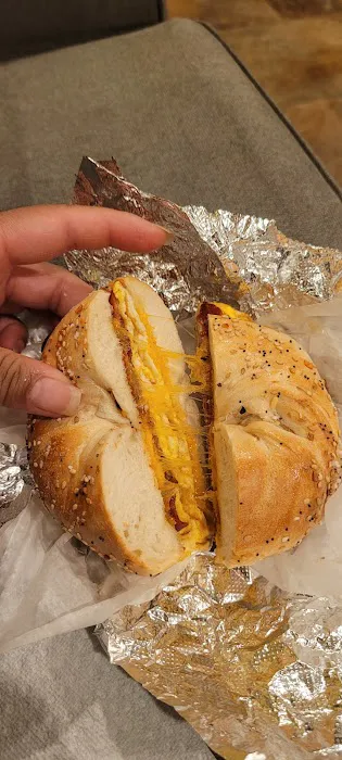 La Bagel Delight Picture 8