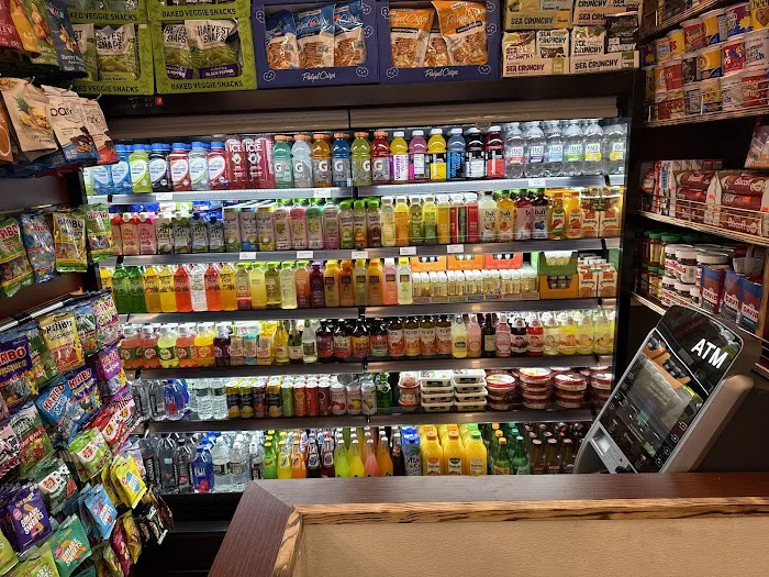 Yummy Picks Deli Picture 2