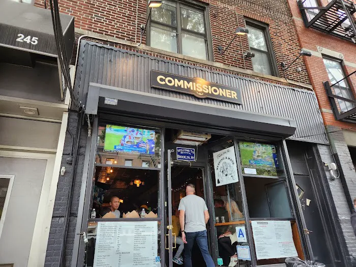 The Commissioner Picture 9