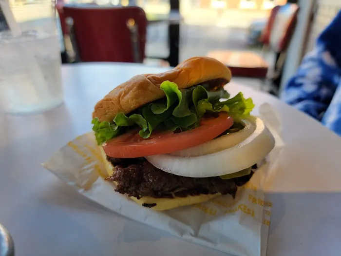 Blue Collar Burger Cobble Hill Picture 5