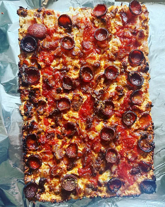 Nate's Detroit Pizza Picture 5