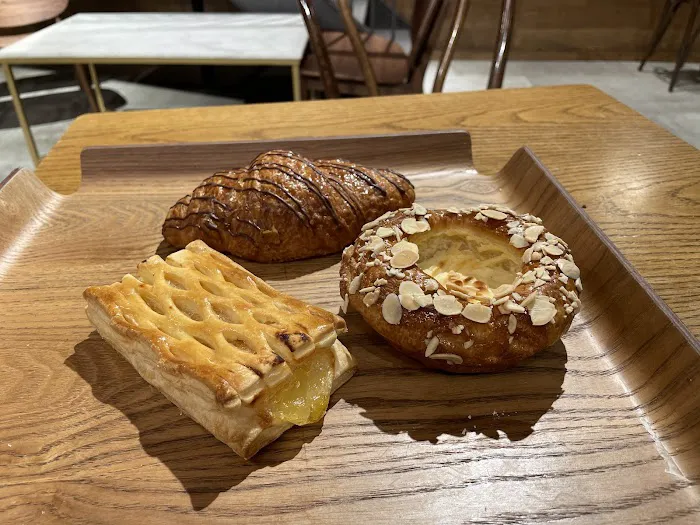 Paris Baguette Picture 3
