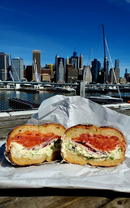 Court Street Bagels Picture 3