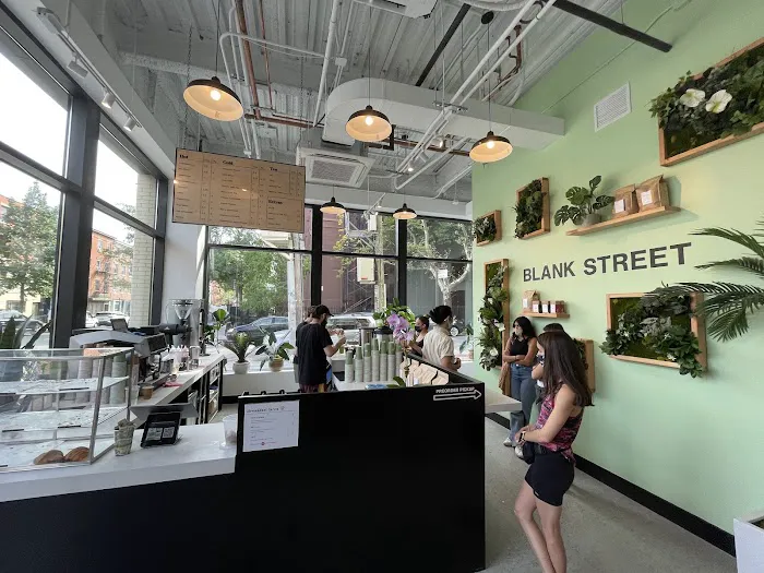 Blank Street Coffee Picture 6
