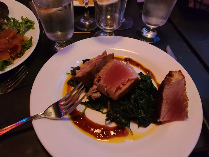 Henry's End Picture 7