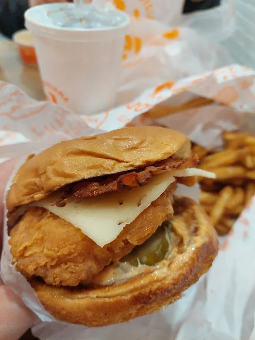 Popeyes Louisiana Kitchen Picture 2