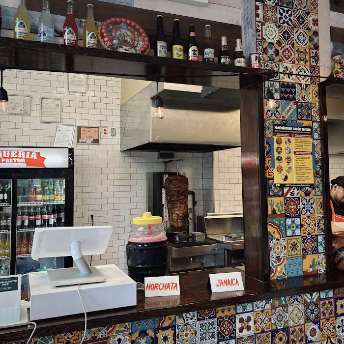 Taqueria Al Pastor & Bar Picture 4