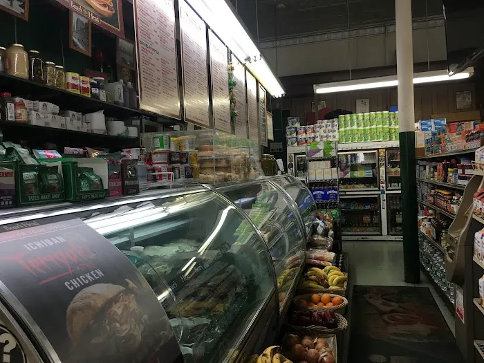 Brooklyn Heights Deli Picture 5