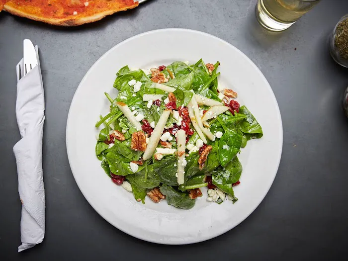 Brado NYC Thin Crust Pizza Picture 1