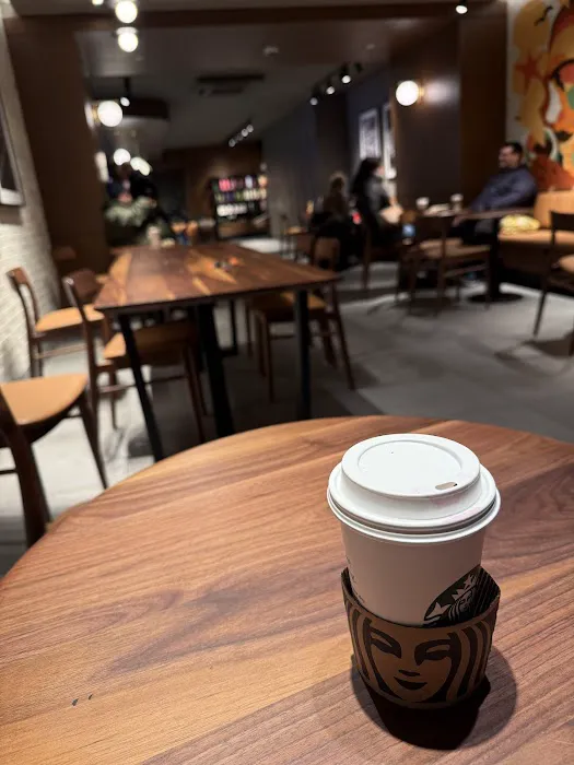Starbucks Picture 4