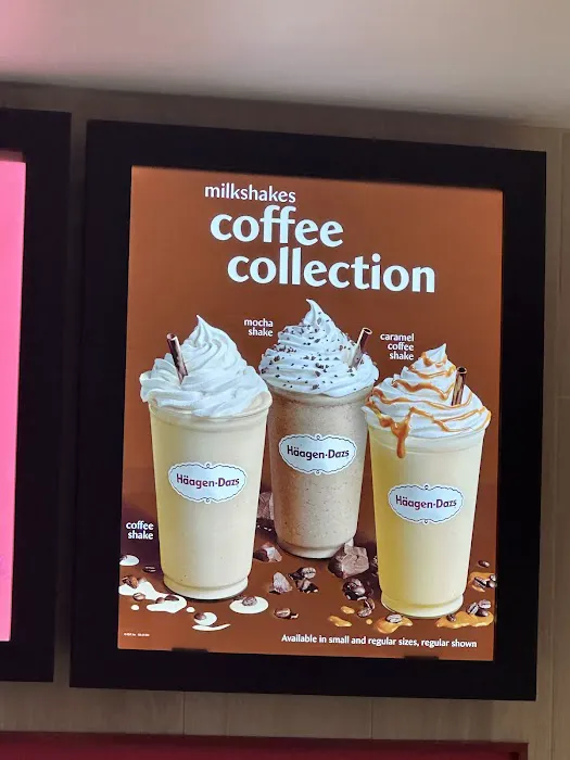 Häagen-Dazs Ice Cream Shop Picture 1
