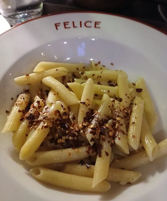 Felice Montague Picture 10