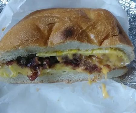 Skyline Deli & Grill