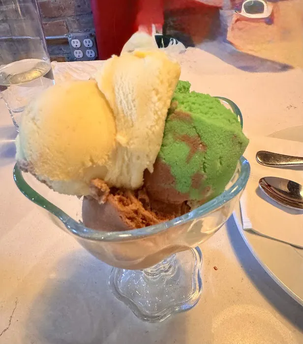 L&B Spumoni Gardens Picture 2
