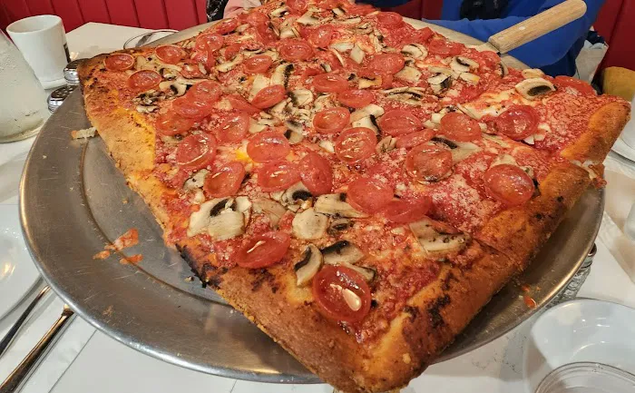 L&B Spumoni Gardens Picture 9