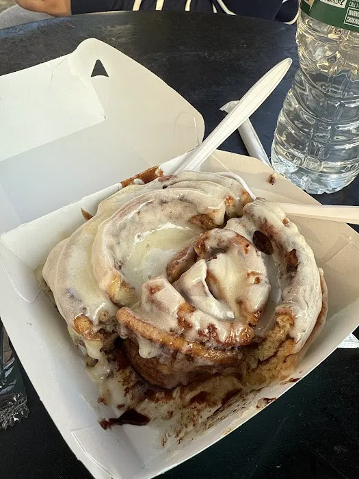 Häagen-Dazs & Cinnabon Picture 4