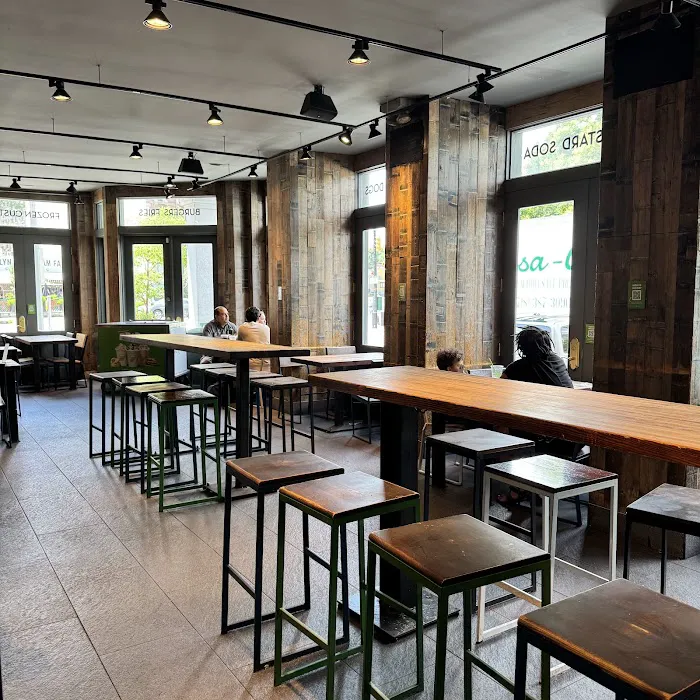 Shake Shack Dumbo Picture 3