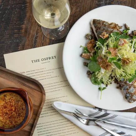 Lobby Lounge Picture 10