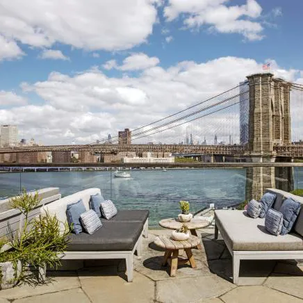 Lobby Lounge Picture 7