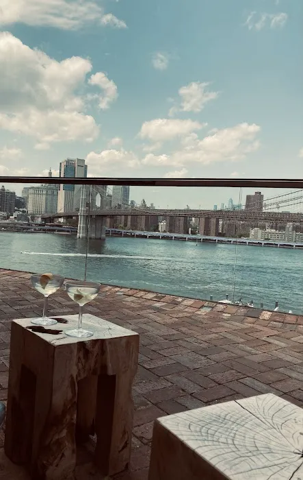 Lobby Lounge Picture 9