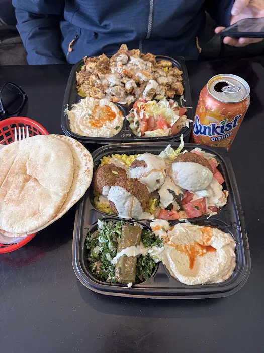 Heights Falafel Picture 5