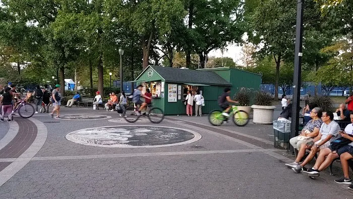 Tommy's Doghouse Picture 9